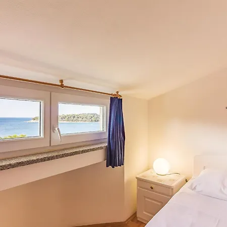 Awesome In With House Sea View Pula